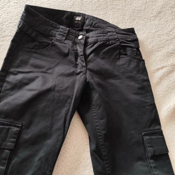 XS (34) – Fekete cargo nadrág