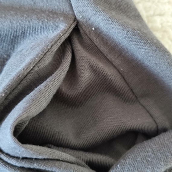 M (40) – Szürke kapucnis kardigán