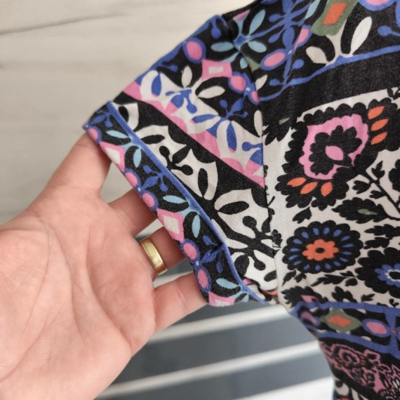 M (38) – Többszínű mintás ruha