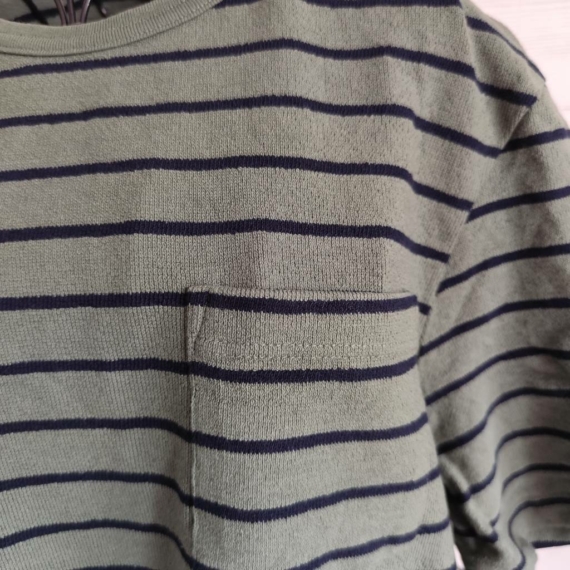XL (46) – Zöld csíkos rövid ujjú póló