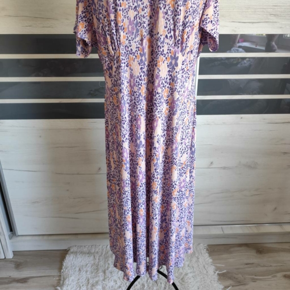 3XL (52) – Lila mintás ruha
