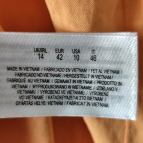 L (42) – Narancssárga rövid ujjú felső