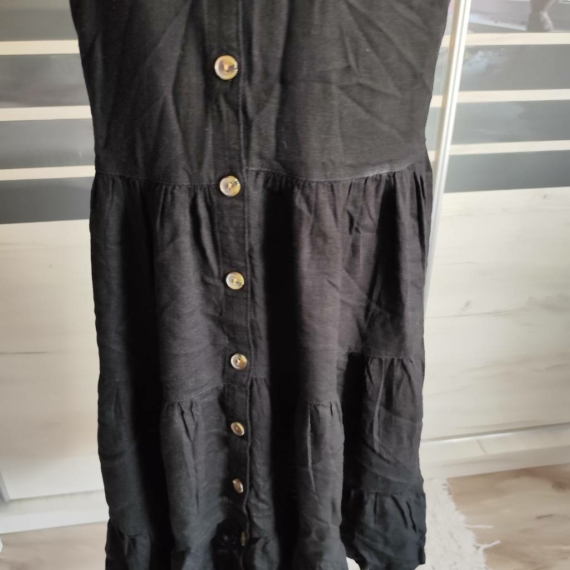 M (40) – Fekete ruhatípus