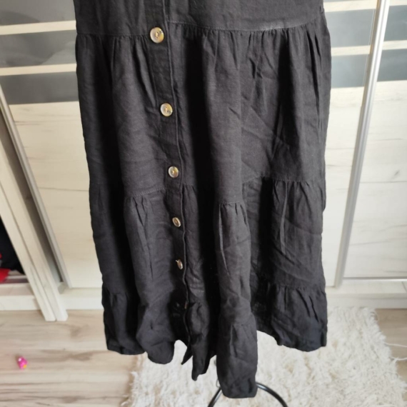 M (40) – Fekete ruhatípus
