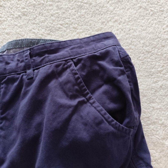 L (50) – Lila rövidnadrág