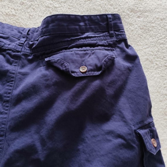 L (50) – Lila rövidnadrág