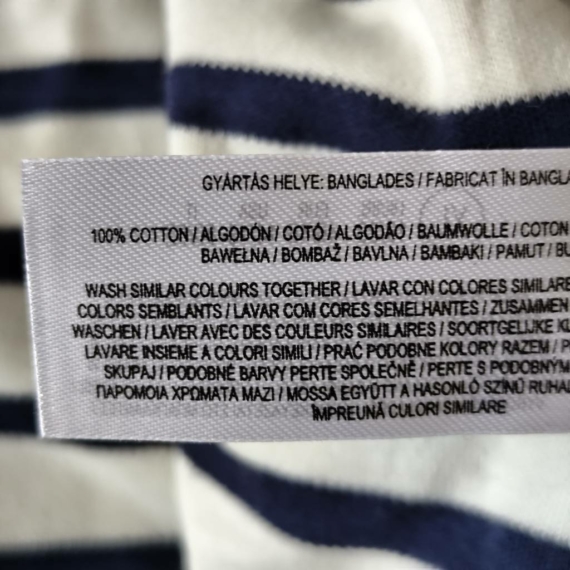 XL (46) – Fehér csíkos rövid ujjú felső
