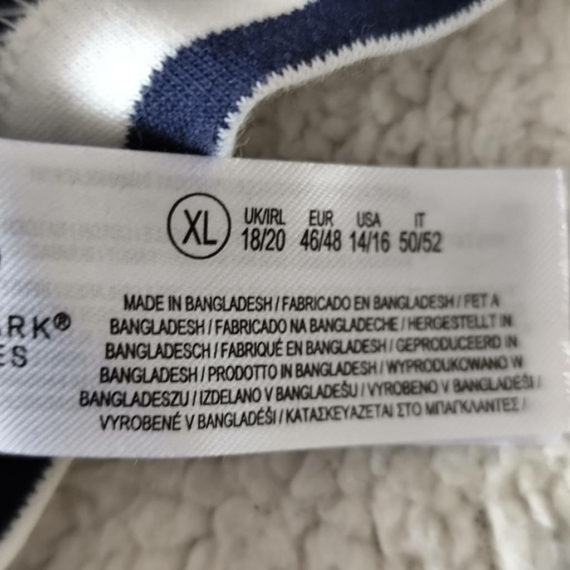 XL (46) – Fehér csíkos rövid ujjú felső