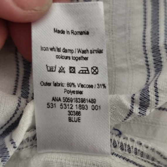 L (42) – Fehér ujjatlan felső