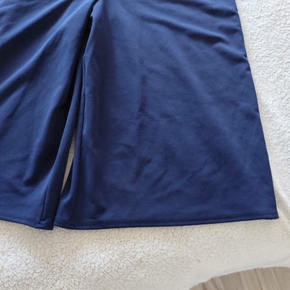 XL (46) – Tengerészkék overál
