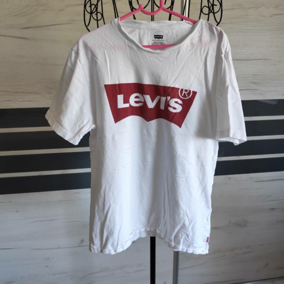 S (46) – Fehér Levi's póló