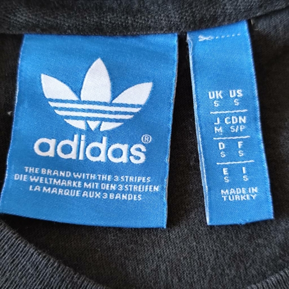 S (46) – Fekete Adidas póló