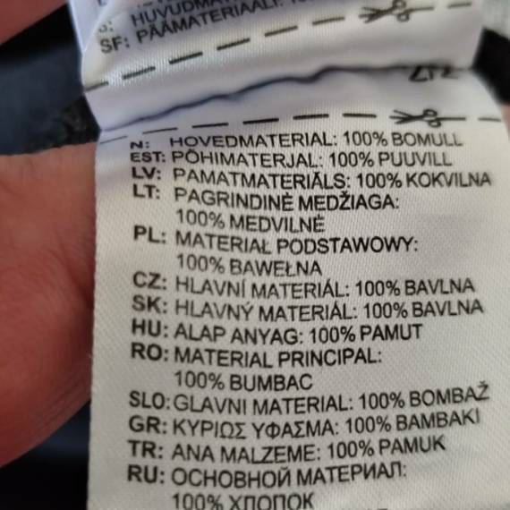XL (52) – Fekete Adidas póló