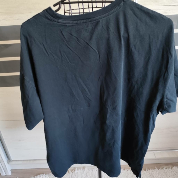 M (48) – Sötétkék póló