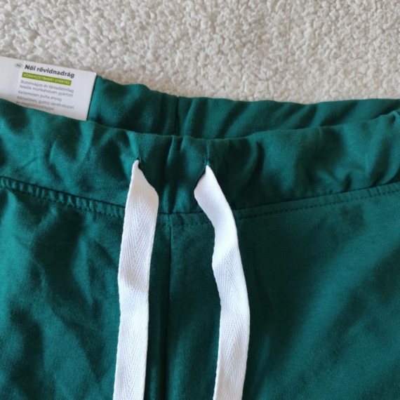 L/XL (44/46) – Zöld női rövidnadrág