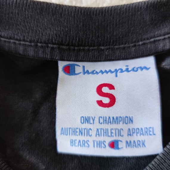 S (46) – Fekete Champion póló