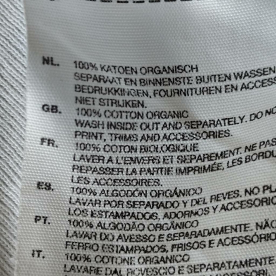 M (48) – Fehér póló