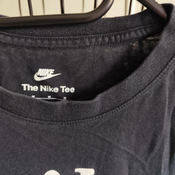 M (48) – Fekete Nike rövid ujjú póló
