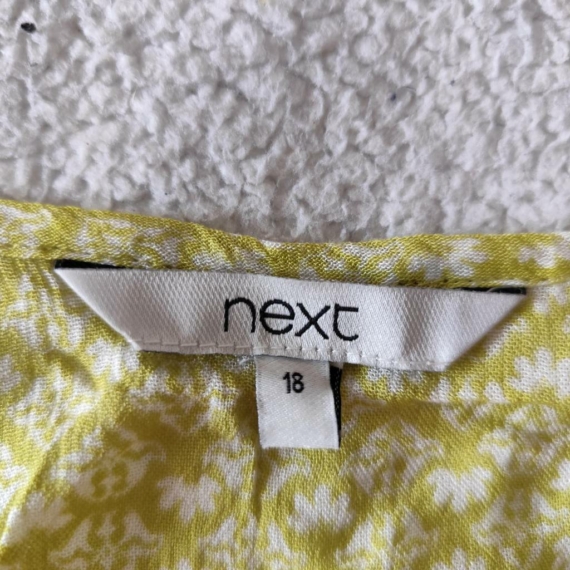 XL (46) – Sárga mintás trikó