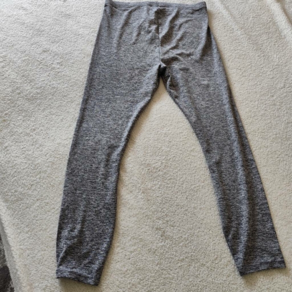 L (42) – Szürke leggings