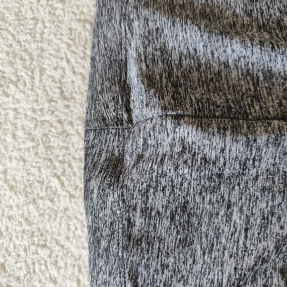 L (42) – Szürke leggings