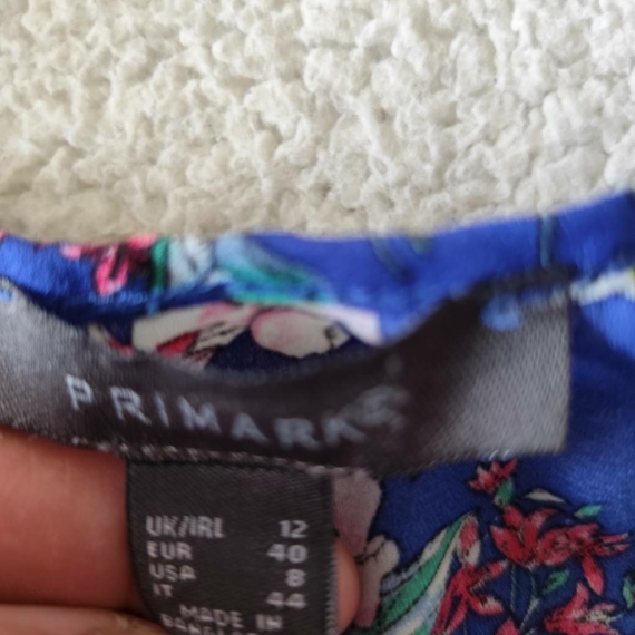 M (40) – Kék virágmintás trikófelső