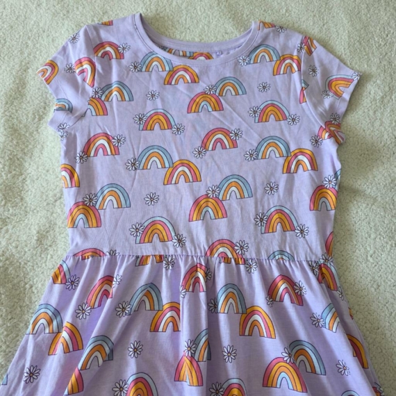 152 cm – Halványlila mintás ruha