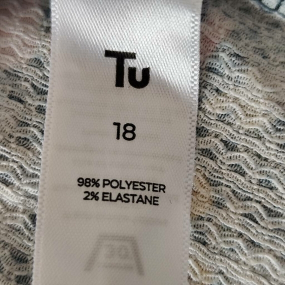 XL (46) – Többszínű virágos ruha
