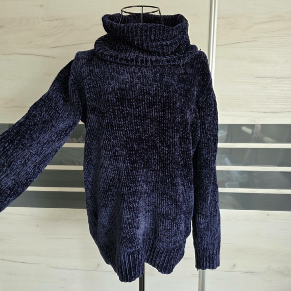 M/L - Garbó nyakú pulóver