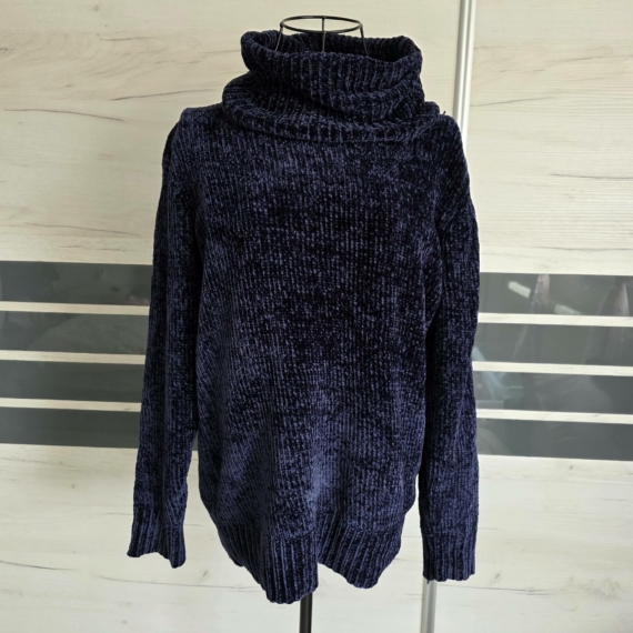 M/L - Garbó nyakú pulóver