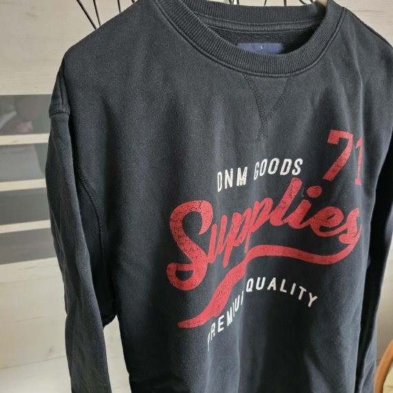 DNM Goods Supplies Pulóver