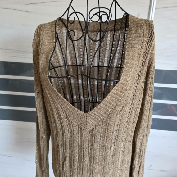 L /XL (44/46) - Hosszú ujjú mély kivágású pulóver