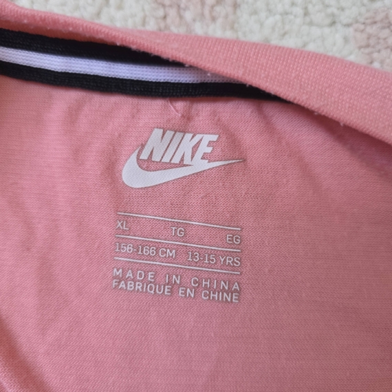 Nike rövid ujjú póló