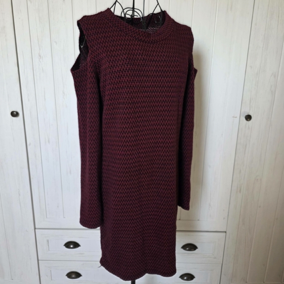 M/L (38/42) - Hosszú ujjú ruha
