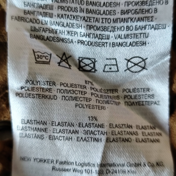 barna ujjatlan felső