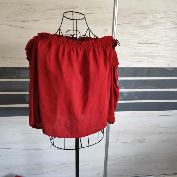 Hosszú ujjú elegáns felső