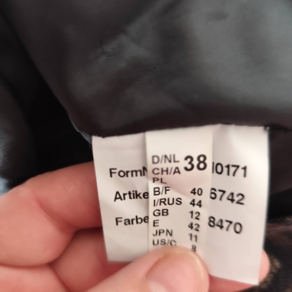 Mintás női szoknya