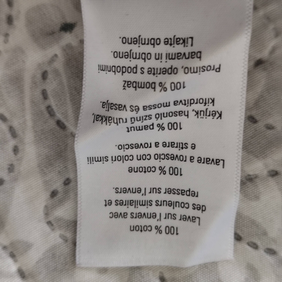 Hosszú ujjú gombos felső
