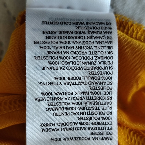 Hímzett rövid ujjú felső