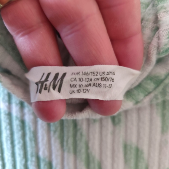 Mintás hosszú ujjú felső