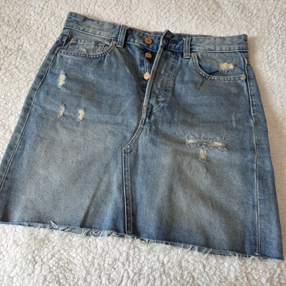 M (38) – Kék koptatott mini szoknya