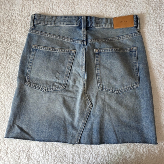 M (38) – Kék koptatott mini szoknya