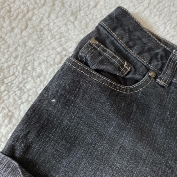 36 (S) – Fekete farmersort