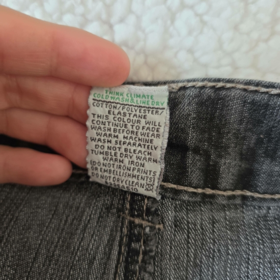 36 (S) – Fekete farmersort