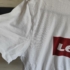 M (48) – Fehér logós póló