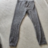 L (42) – Szürke leggings