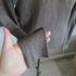 V-nyakú női pulóver