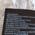 Fekete V-nyakú póló